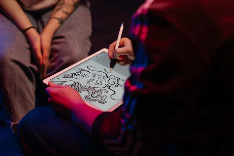 Selling Sunsets on the Blockchain: How Paradise Artists Are Cashing In on the NFT Revolution